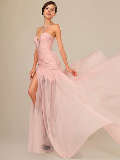 Carlyna A-Line Maxi Dress with Sweetheart Neckline, Ruched Accents, and Open Back