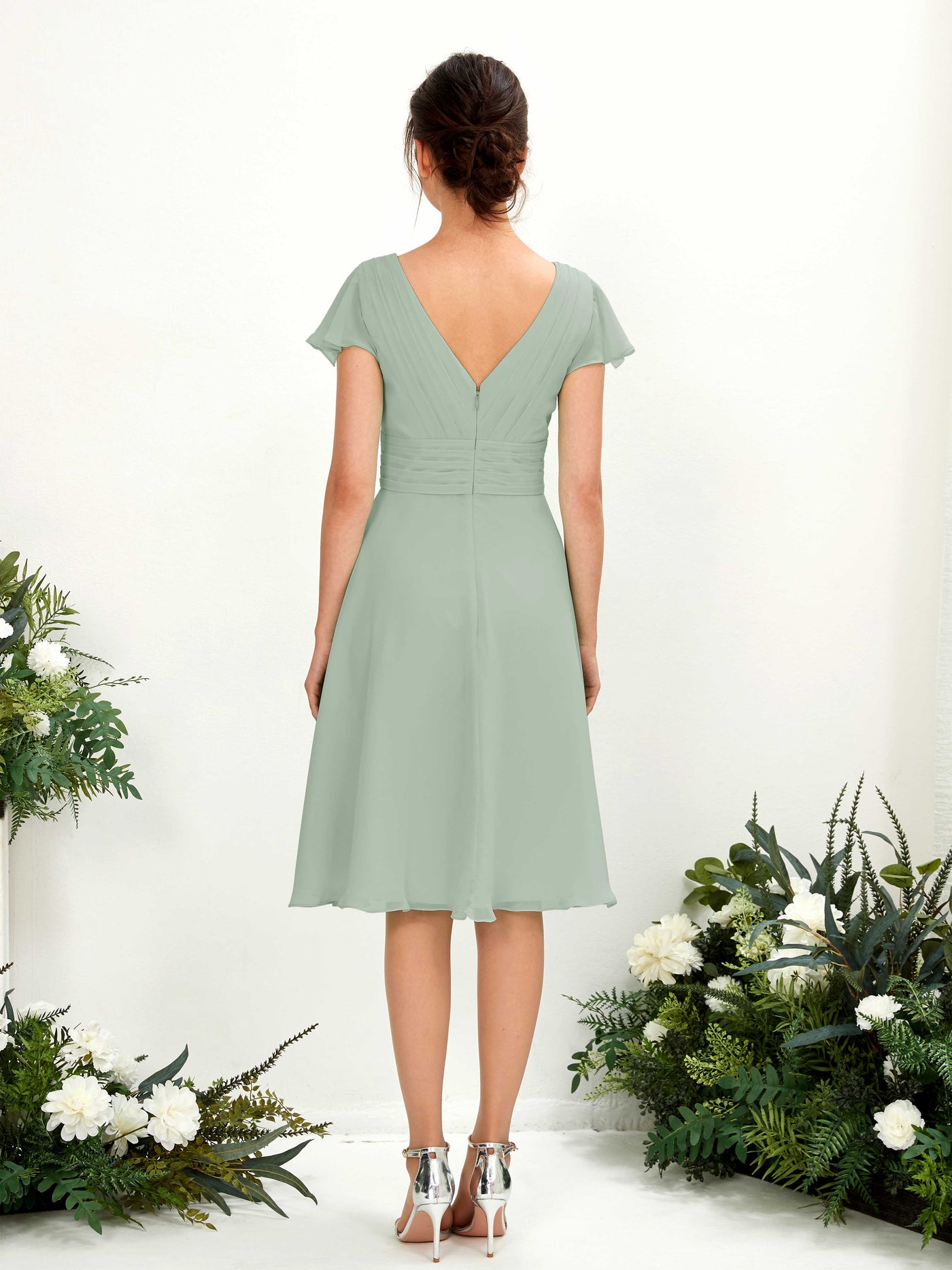 V-neck Short Sleeves Chiffon Bridesmaid Dress - Sage Green (81220205)#color_sage-green