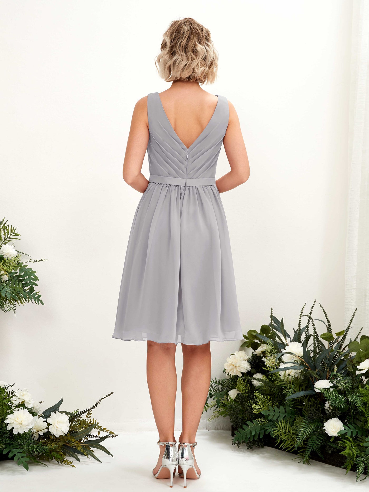 V-neck Sleeveless Chiffon Bridesmaid Dress - Dove (81224825)#color_dove
