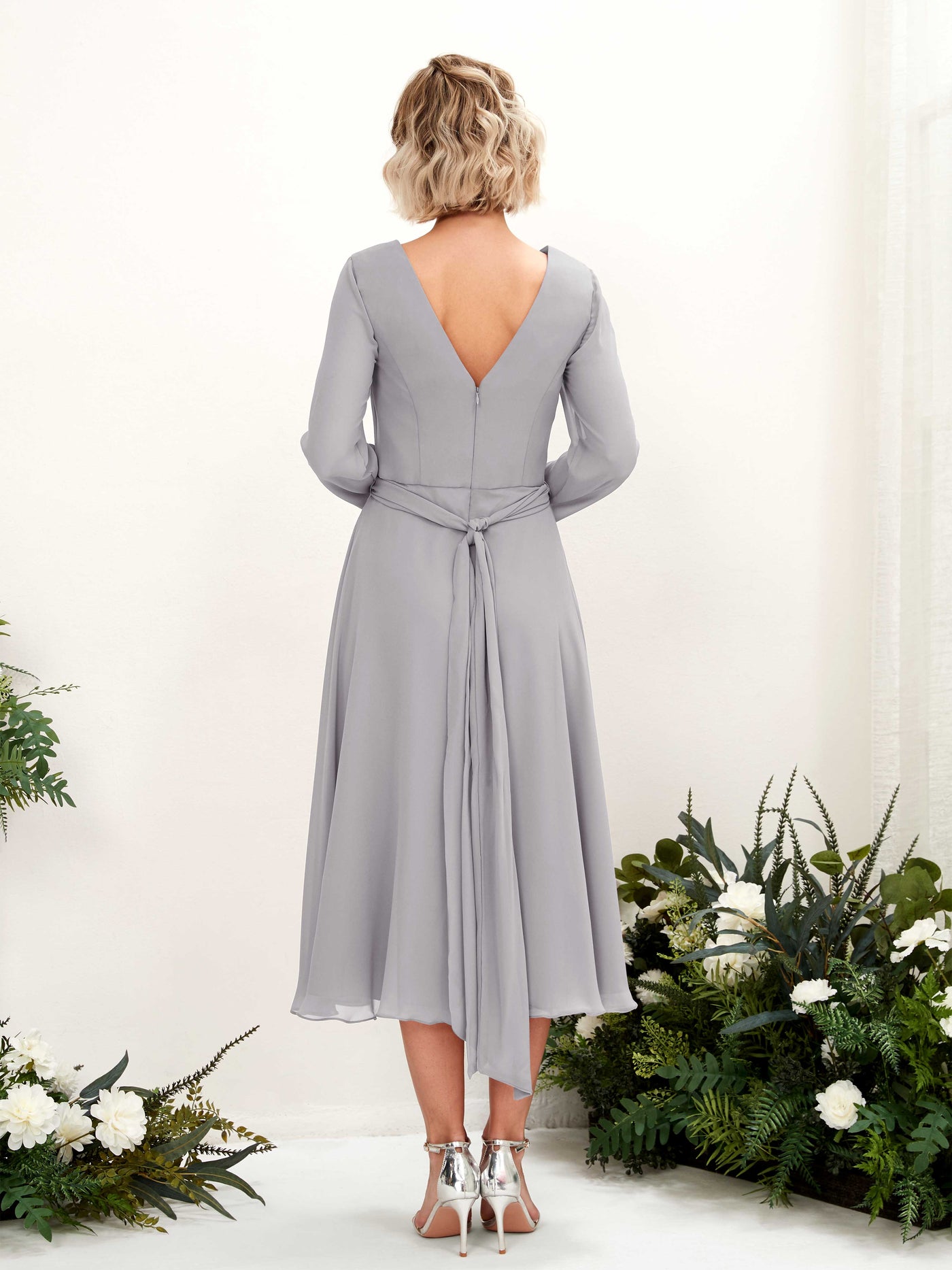 V-neck Long Sleeves Chiffon Bridesmaid Dress - Dove (81223325)#color_dove