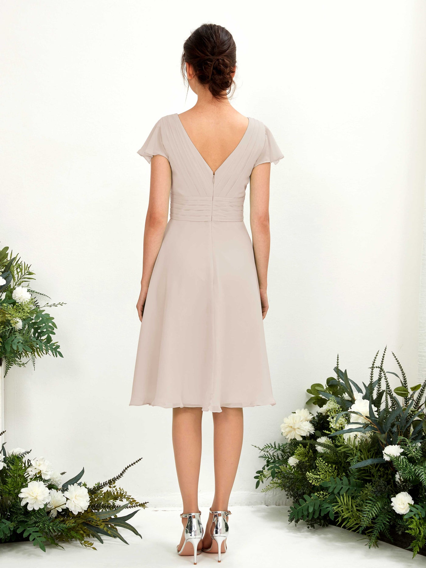 V-neck Short Sleeves Chiffon Bridesmaid Dress - Champagne (81220216)#color_champagne