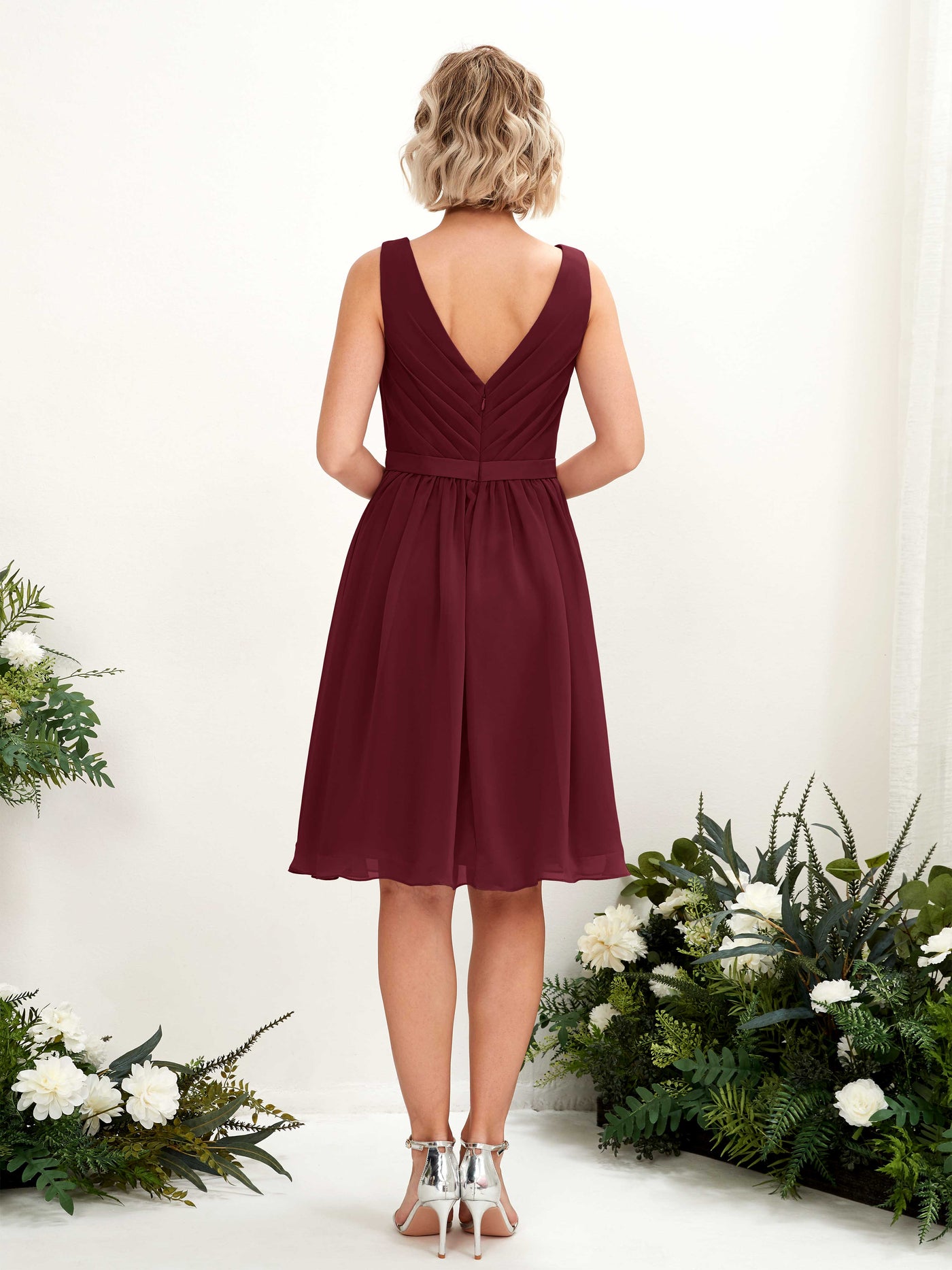 V-neck Sleeveless Chiffon Bridesmaid Dress - Burgundy (81224812)#color_burgundy