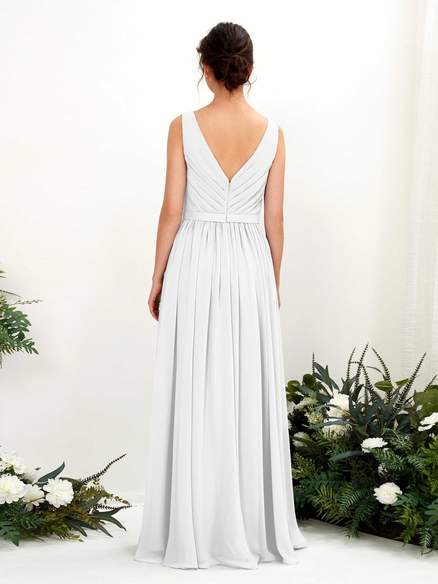 V-neck Sleeveless Chiffon Bridesmaid Dress - White (81223642)#color_white