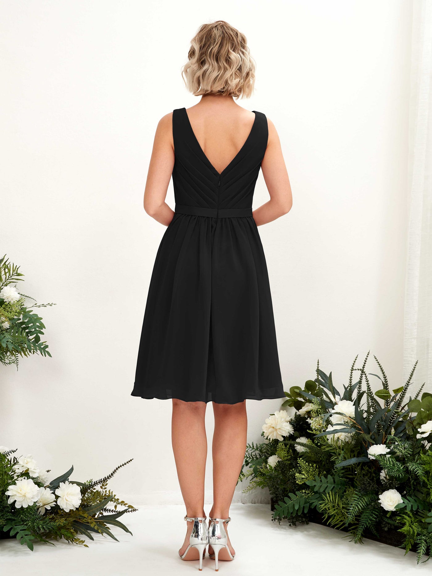 V-neck Sleeveless Chiffon Bridesmaid Dress - Black (81224815)#color_black