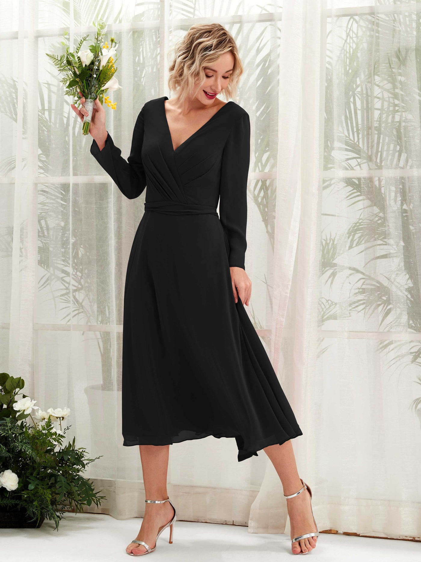 V-neck Long Sleeves Chiffon Bridesmaid Dress - Black (81223315)#color_black